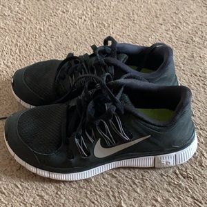 Nike Free Runs